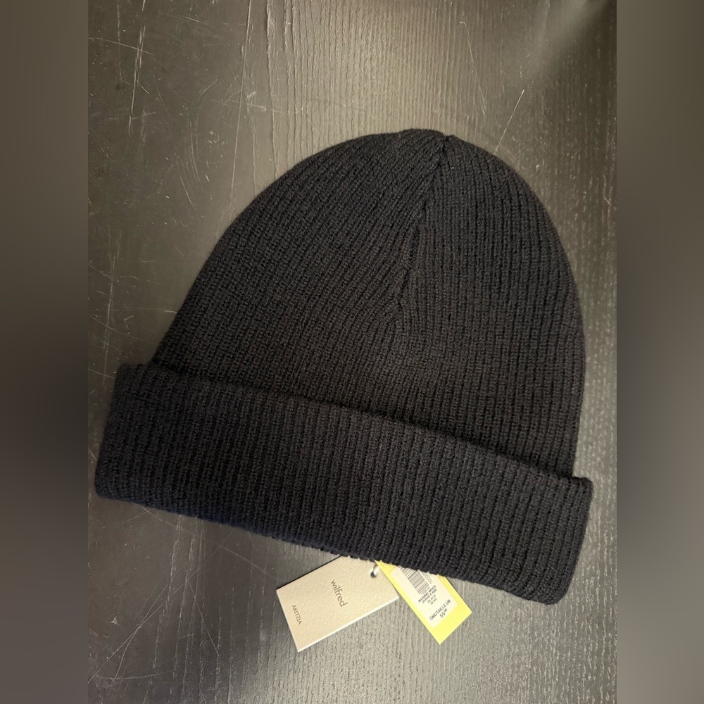Wilfred Aritzia Black Ribbed Beanie